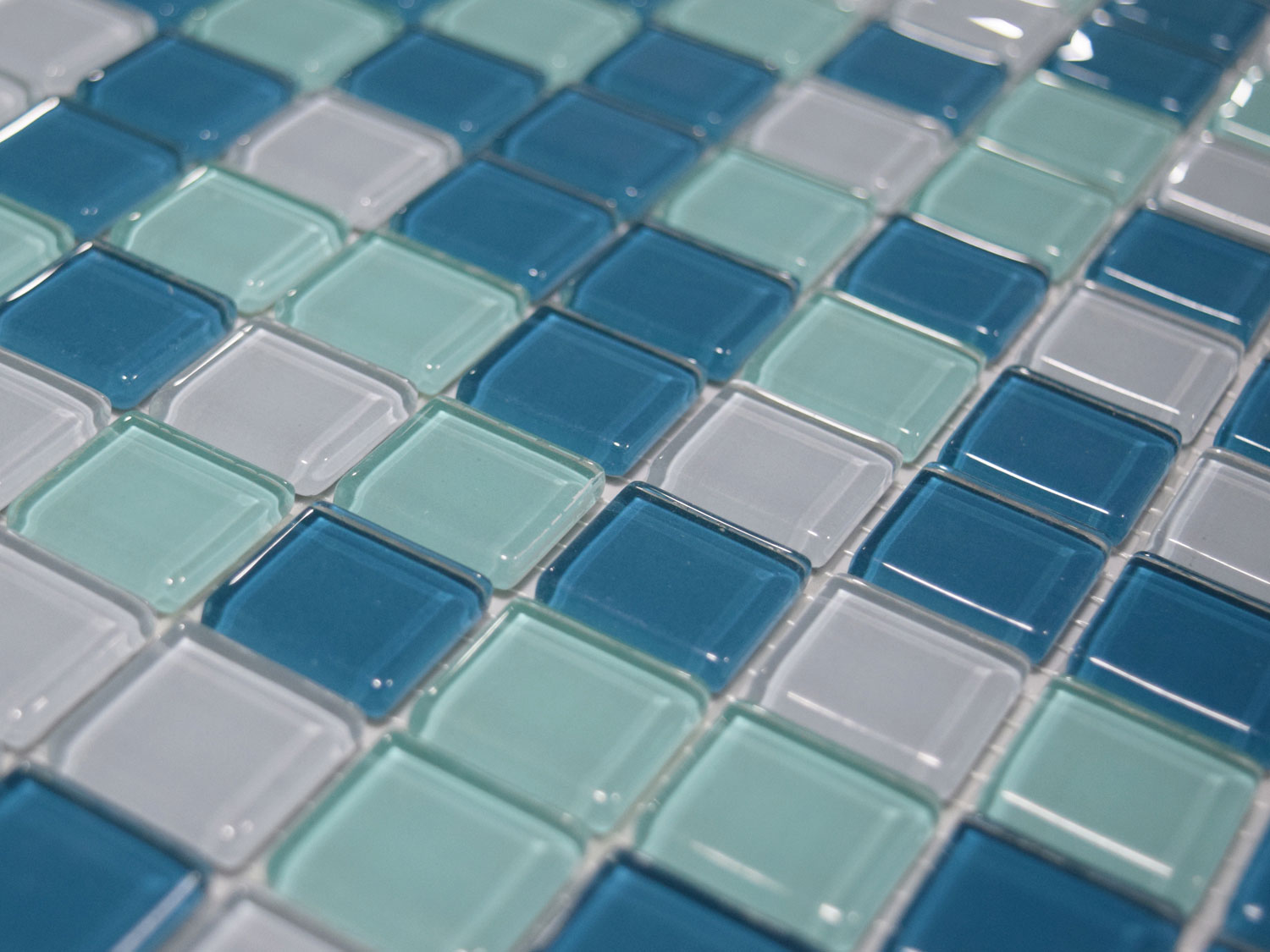 Glass Mosaic Crystal Blue 